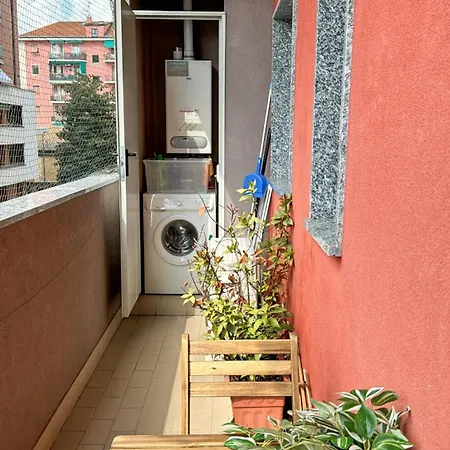 In Town - Niguarda - Metro M3 Sotto Casa - Duomo In 12min Apartment *
